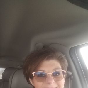 Meet your Posher, Traci